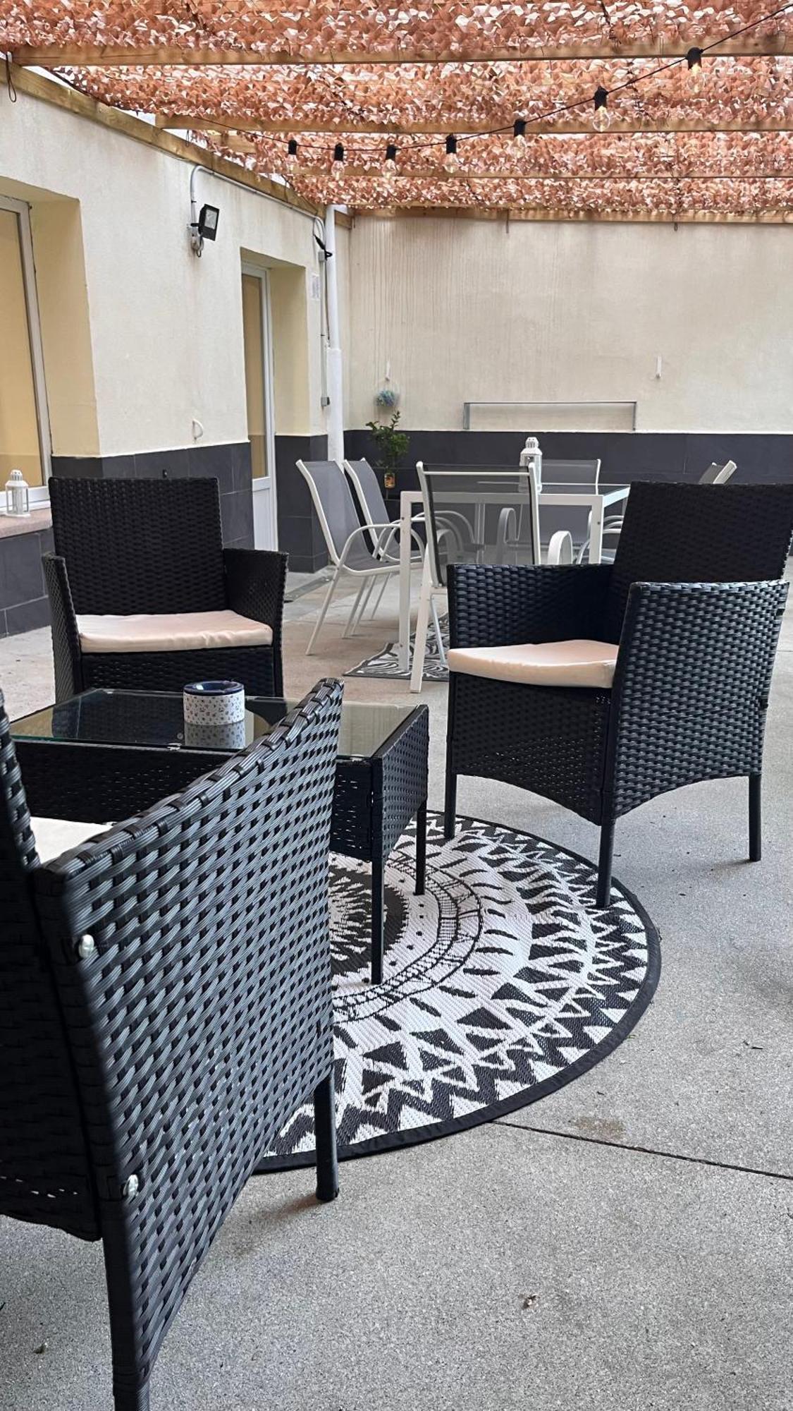 Jardin En El Centro Catedral Apartment Oviedo Exterior photo