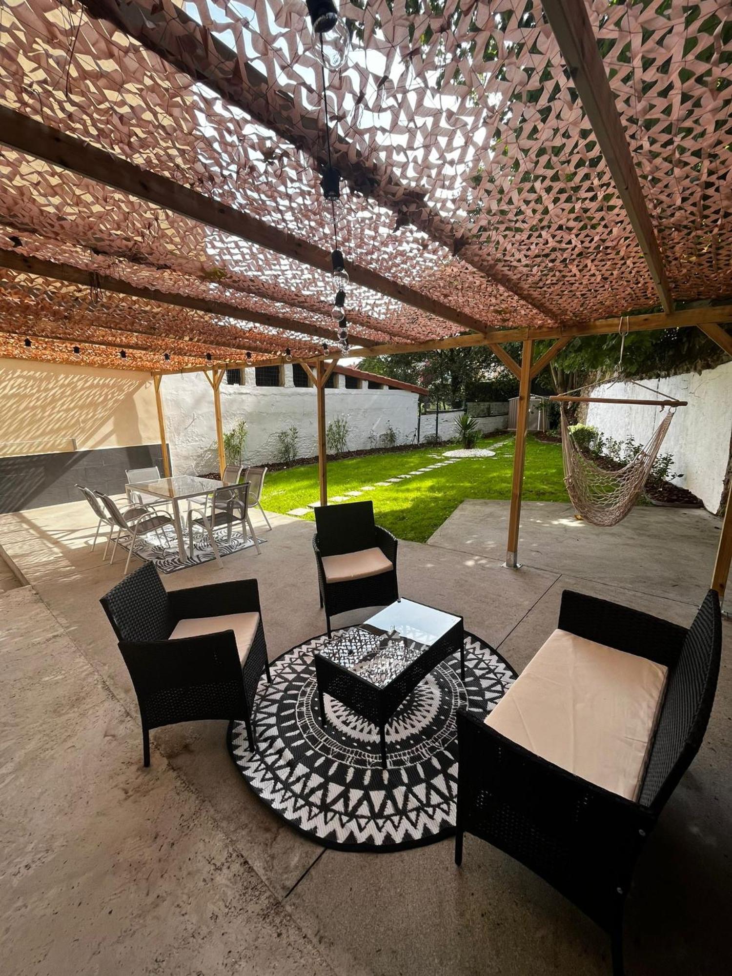 Jardin En El Centro Catedral Apartment Oviedo Exterior photo
